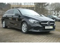 Schwarz Gebraucht 2017 Mercedes CLA180 Shooting Brake Kombi | 18.880 € (Guter Preis)
