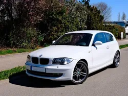 Weiß Gebraucht 2009 BMW 118 Advantage Kleinwagen | 4.600 € (Fairer Preis)