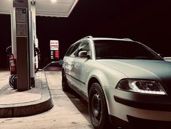 Silber Gebraucht 2001 VW Passat Kombi | 2.400 € (Etwas zu teuer)