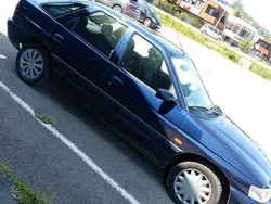 Blau Gebraucht 1998 Ford Escort Limousine | 950 € (Superpreis)