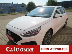 Weiß Neu 2025 Hyundai i30 Limousine | 22.945 € (Superpreis)
