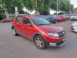 Rot Gebraucht 2014 Dacia Sandero Prestige Kleinwagen | 5.900 € (Fairer Preis)