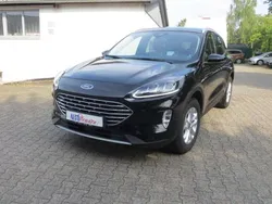 Obsidianschwarz metallic Gebraucht 2023 Ford Kuga Titanium SUV | 32.950 € (Etwas zu teuer)