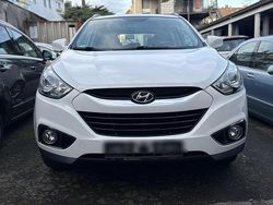 Weiß Gebraucht 2012 Hyundai ix35 Edition SUV | 6.400 € (Guter Preis)