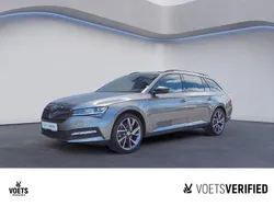 Grau Gebraucht 2025 Skoda Superb SportLine Kombi | 38.850 € (Superpreis)