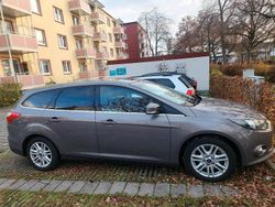 Braun Gebraucht 2014 Ford Focus Kombi | 6.400 € (Fairer Preis)