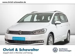 Pure white Gebraucht 2022 VW Touran Comfortline Van / Kleinbus | 30.985 € (Fairer Preis)