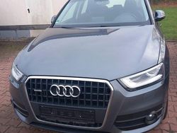 Grau Gebraucht 2012 Audi Q3 Sport SUV | 9.990 € (Fairer Preis)