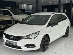 Weiß Gebraucht 2022 Opel Astra Ultimate Kombi | 14.890 € (Superpreis)
