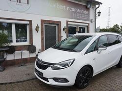 Weiß Gebraucht 2016 Opel Zafira Business Innovation Van / Kleinbus | 15.400 € (Etwas zu teuer)