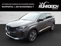 Grau Gebraucht 2023 Peugeot 5008 Allure Van / Kleinbus | 28.690 € (Guter Preis)