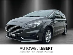 Grau Gebraucht 2021 Ford S-MAX Titanium Van / Kleinbus | 24.990 € (Etwas zu teuer)