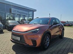 Grau Neu 2025 Lexus LBX SUV | 31.290 € (Fairer Preis)