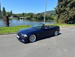 Blau Gebraucht 1999 BMW 320 Cabriolet M Sport Cabrio | 9.400 € (Fairer Preis)