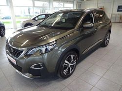 Grau Gebraucht 2017 Peugeot 3008 Allure SUV | 13.600 € (Etwas zu teuer)