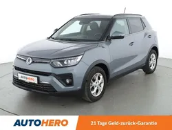 Grau Gebraucht 2024 Ssangyong Tivoli Quartz SUV | 17.400 € (Fairer Preis)