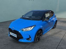Blau Gebraucht 2024 Toyota Yaris Hybrid Edition Kleinwagen | 30.390 € (Teuer)
