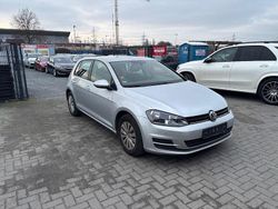 Reflexsilber Gebraucht 2015 VW Golf Trendline Limousine | 6.999 € (Guter Preis)