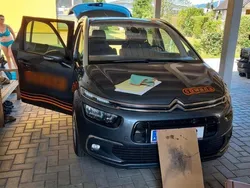 Grau Gebraucht 2017 Citroën C4 Van / Kleinbus | 8.500 € (Fairer Preis)