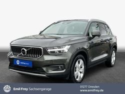 Pine grey metallic Gebraucht 2018 Volvo XC40 Inscription SUV | 28.990 € (Fairer Preis)