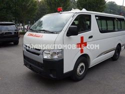 Weiß Gebraucht 2024 Toyota HiAce Van | 33.500 €
