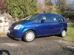 Blau Gebraucht 2005 Opel Meriva Edition Van / Kleinbus | 2.500 € (Teuer)
