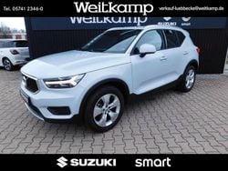 Silber Gebraucht 2020 Volvo XC40 Momentum SUV | 24.990 € (Fairer Preis)