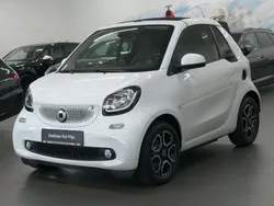 Crystal white Gebraucht 2017 Smart ForTwo Cabrio Prime Cabrio | 17.290 € (Fairer Preis)