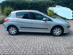 Silber Gebraucht 2008 Peugeot 308 Limousine | 990 € (Fairer Preis)