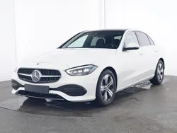 Weiss Gebraucht 2024 Mercedes C180 Avantgarde Limousine | 39.990 € (Fairer Preis)