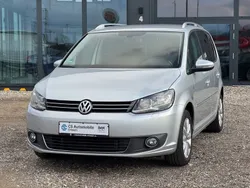 Silber Gebraucht 2011 VW Touran Highline Van / Kleinbus | 8.990 € (Etwas zu teuer)