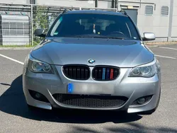 Grau Gebraucht 2006 BMW 530 Kombi | 3.850 € (Superpreis)