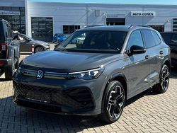 Grau (metallic) Gebraucht 2024 VW Tiguan R-line SUV | 45.879 € (Fairer Preis)