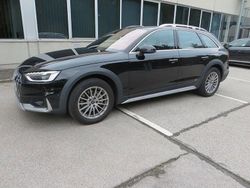 Schwarz Gebraucht 2024 Audi A4 Allroad Sport Kombi | 41.990 €