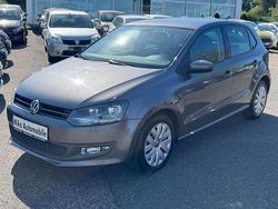 Grau Gebraucht 2010 VW Polo Comfortline Kleinwagen | 5.299 € (Fairer Preis)