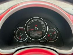 Rot Gebraucht 2018 VW Beetle Cabrio | 22.500 € (Teuer)