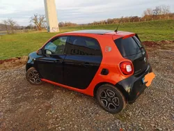 Schwarz Gebraucht 2021 Smart ForFour Electric Drive Kleinwagen | 9.000 € (Fairer Preis)