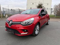 Rot Gebraucht 2016 Renault Clio IV LIMITED Limousine | 5.490 € (Fairer Preis)