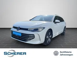 Pure white Gebraucht 2024 VW Passat Business Limousine | 31.290 € (Guter Preis)