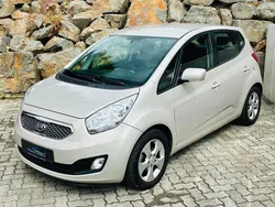 Silber Gebraucht 2010 Kia Venga Spirit Kleinwagen | 6.999 € (Fairer Preis)