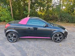Schwarz Gebraucht 2007 Opel Tigra Cabrio | 2.500 € (Fairer Preis)