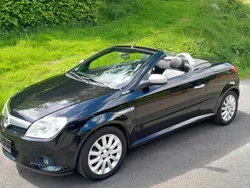 Schwarz Gebraucht 2005 Opel Tigra S Cabrio | 3.350 € (Etwas zu teuer)