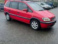 Gebraucht 2000 Opel Zafira Comfort Van / Kleinbus | 3.900 €