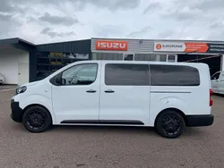 Weiß Neu 2025 Opel Vivaro Van | 40.990 € (Etwas zu teuer)