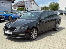 Schwarz Gebraucht 2019 Skoda Octavia Soleil Kombi | 17.490 € (Guter Preis)
