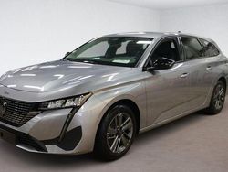 Grau Gebraucht 2024 Peugeot 308 SW Allure Kombi | 23.990 € (Fairer Preis)