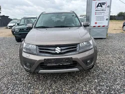 Braun Gebraucht 2014 Suzuki Grand Vitara SUV | 5.399 € (Superpreis)