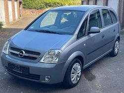 Silber Gebraucht 2004 Opel Meriva Van / Kleinbus | 3.199 € (Fairer Preis)
