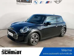 Midnight black metallic Gebraucht 2023 Mini Cooper Classic Kleinwagen | 24.090 € (Teuer)