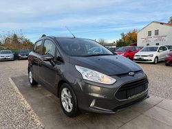 Grau Gebraucht 2018 Ford B-MAX Trend Van / Kleinbus | 9.999 € (Fairer Preis)